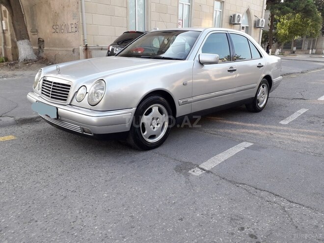 Mercedes E 220 1999, 322,355 km - 2.2 l - Xırdalan