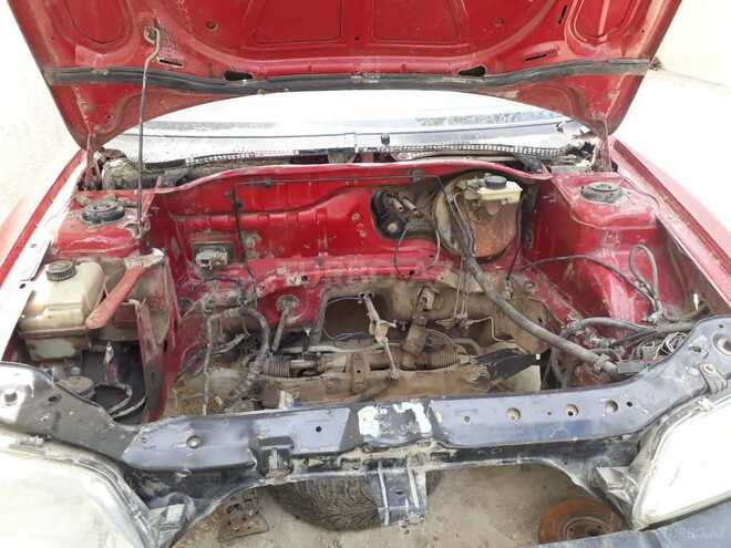 Peugeot  1995, 310,000 km - 1.4 l - Bakı