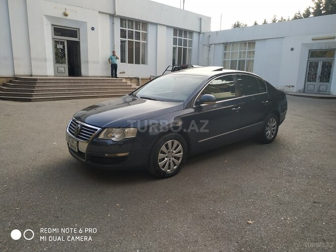 Volkswagen Passat 2005, 157,000 km - 2.0 л - Sumqayıt