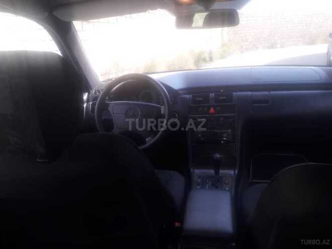Mercedes E 240 1997, 365,844 km - 2.4 л - Bakı