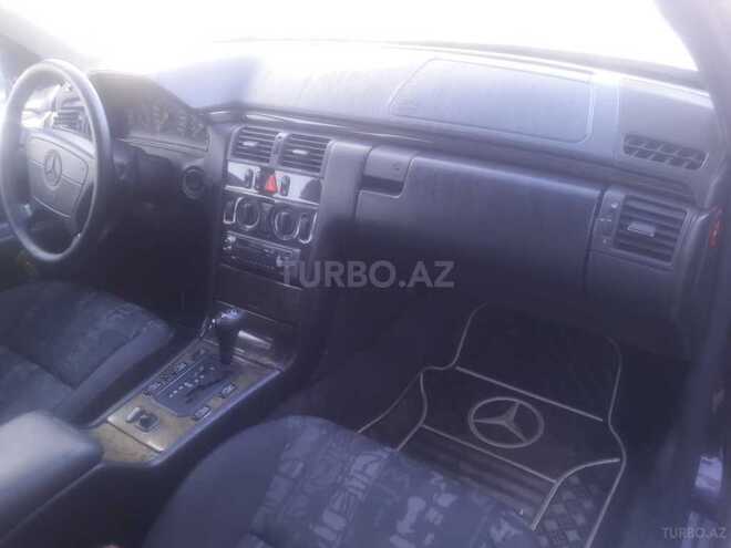 Mercedes E 240 1997, 365,844 km - 2.4 л - Bakı