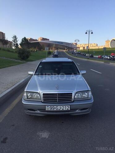 Mercedes C 220 1998, 295,632 km - 2.2 l - Bakı