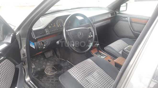 Mercedes E 220 1994, 450,000 km - 2.2 l - Bakı