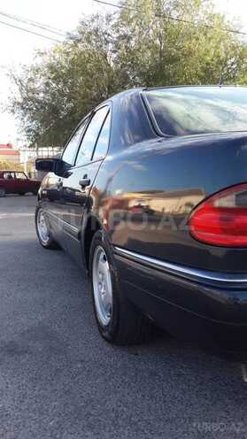 Mercedes E 240 1998, 295,424 km - 2.4 л - Bakı