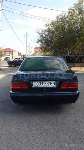 Mercedes E 240 1998, 295,424 km - 2.4 л - Bakı