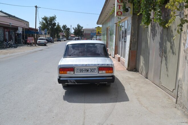 LADA (VAZ) 2107 2010, 593,000 km - 1.6 л - Bakı