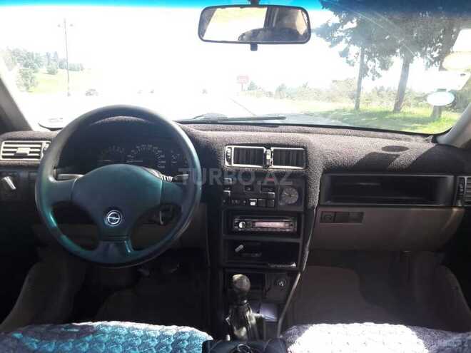 Opel Vectra 1992, 354,000 km - 1.8 l - Bakı