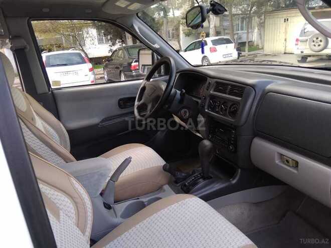 Mitsubishi Montero 2000, 180,000 km - 3.0 l - Bakı