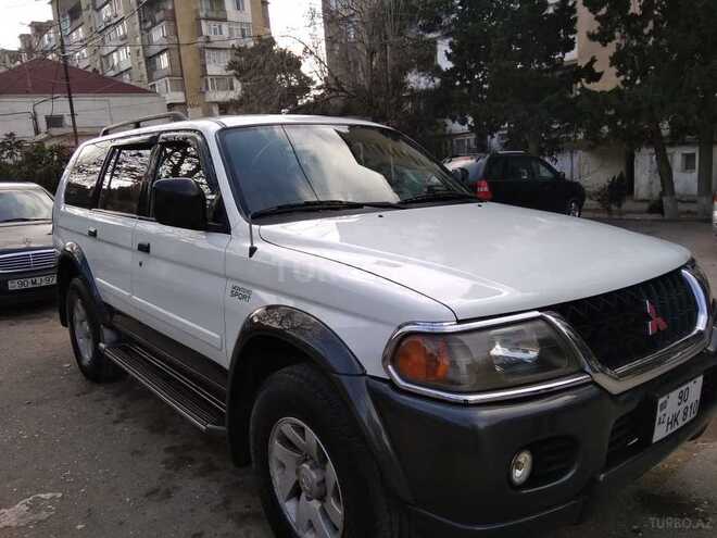 Mitsubishi Montero 2000, 180,000 km - 3.0 l - Bakı