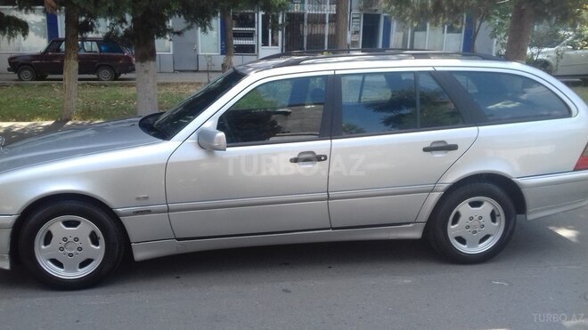 Mercedes C 180 1999, 300,000 km - 1.8 l - Mingəçevir