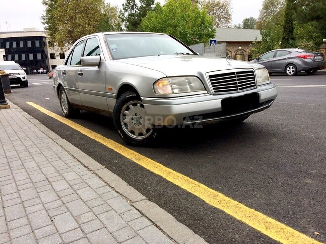 Mercedes C 180 1995, 258,660 km - 1.8 l - Qəbələ
