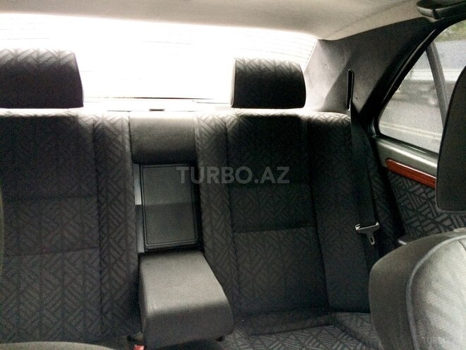 Mercedes C 180 1995, 258,660 km - 1.8 l - Qəbələ