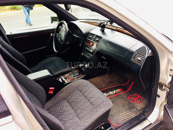 Mercedes C 180 1995, 258,660 km - 1.8 l - Qəbələ
