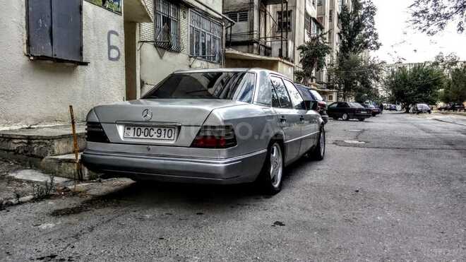 Mercedes E 200 1994, 450,000 km - 2.0 l - Bakı