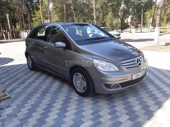 Mercedes B 170 2006, 285,000 km - 1.7 l - Ucar