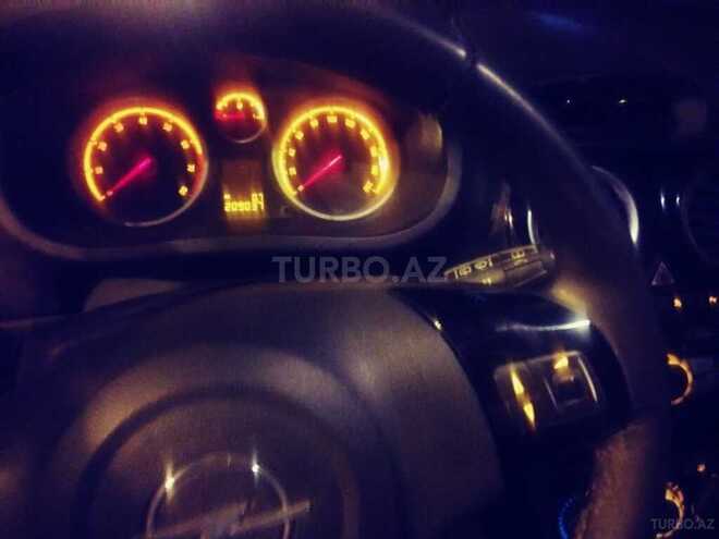 Opel Corsa 2013, 209,000 km - 1.4 l - Bakı