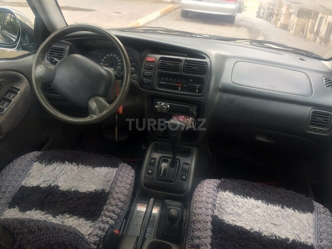Suzuki Grand Vitara 2001, 208,041 km - 2.0 л - Sumqayıt