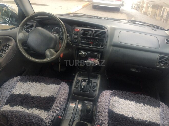 Suzuki Grand Vitara 2001, 208,041 km - 2.0 л - Sumqayıt