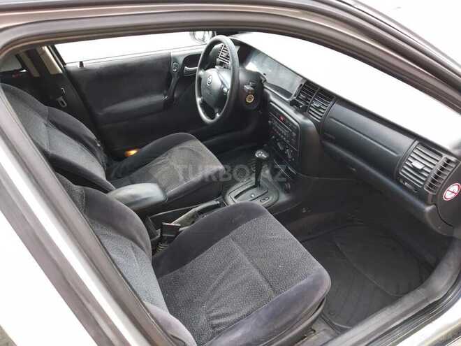 Opel Vectra 2000, 250,000 km - 2.0 l - Gəncə
