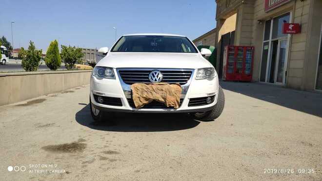 Volkswagen Passat 2010, 135,000 km - 1.8 l - Bakı