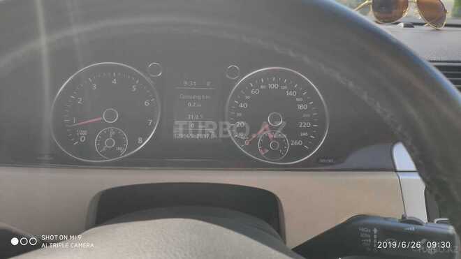 Volkswagen Passat 2010, 135,000 km - 1.8 l - Bakı