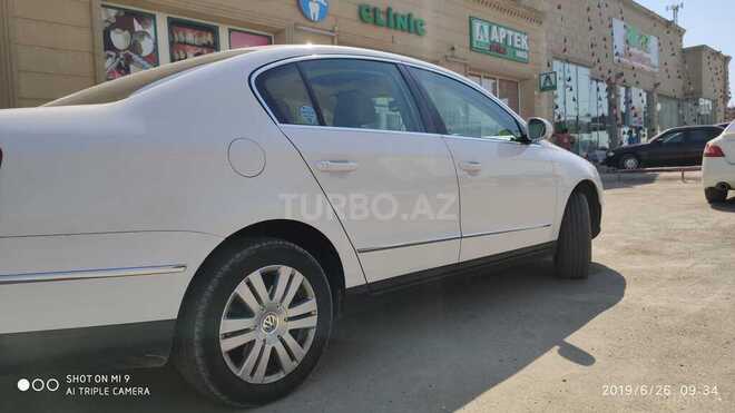 Volkswagen Passat 2010, 135,000 km - 1.8 l - Bakı