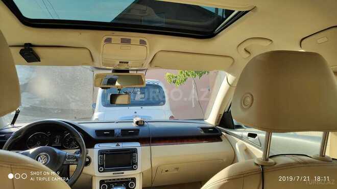 Volkswagen Passat 2010, 135,000 km - 1.8 l - Bakı