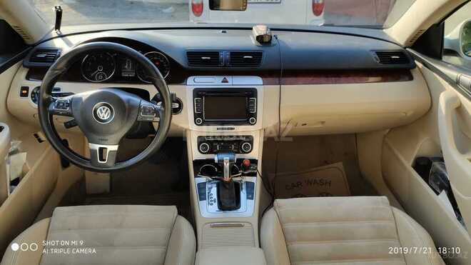 Volkswagen Passat 2010, 135,000 km - 1.8 l - Bakı