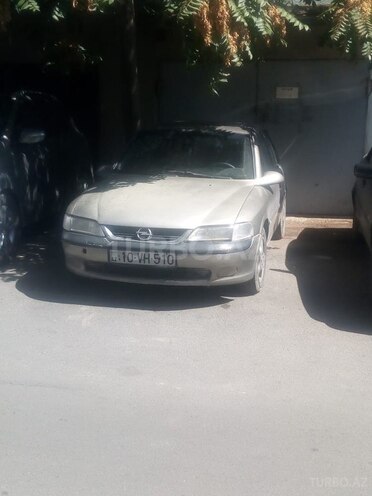 Opel Vectra 1996, 290,000 km - 1.8 l - Bakı
