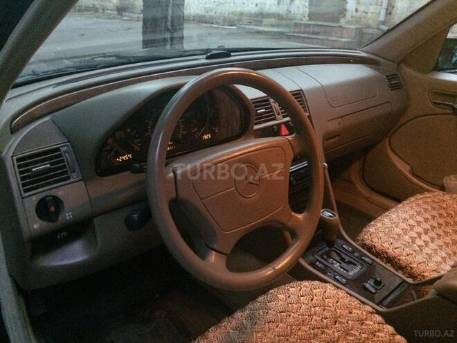 Mercedes C 230 1998, 330,000 km - 2.3 л - Bakı