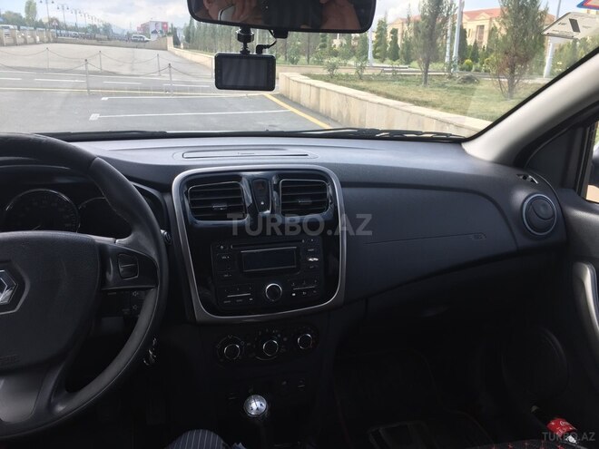 Renault Sandero 2014, 265,000 km - 1.6 l - Quba