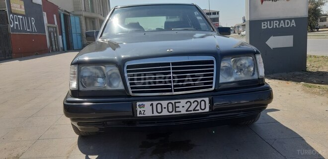 Mercedes E 220 1994, 429,228 km - 2.2 l - Bakı