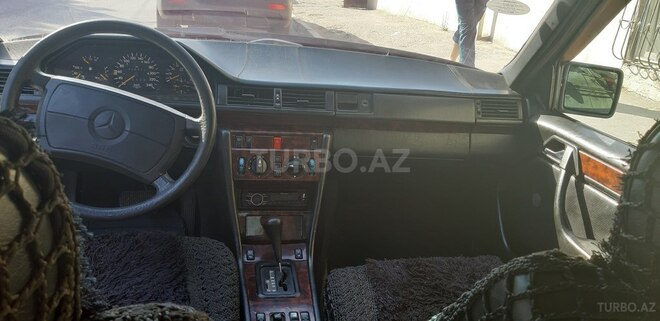 Mercedes E 220 1994, 429,228 km - 2.2 l - Bakı