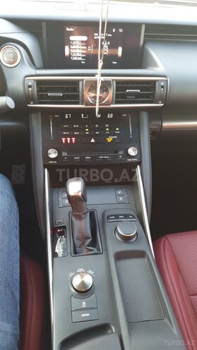 Lexus IS 200 2017, 32,000 km - 2.0 l - Bakı