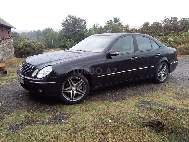 Mercedes E 240 2003, 288,452 km - 2.6 l - Bakı