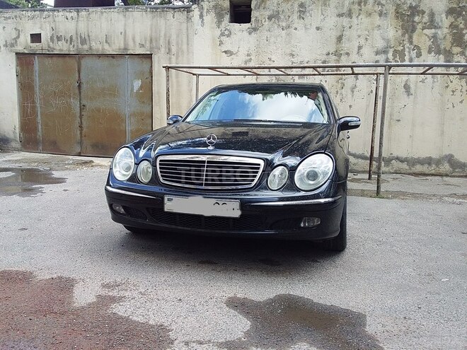 Mercedes E 240 2003, 288,452 km - 2.6 l - Bakı