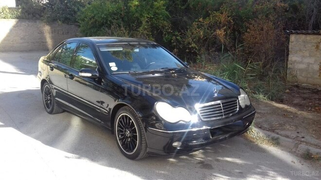 Mercedes C 200 2001, 300,000 km - 2.0 l - Bakı