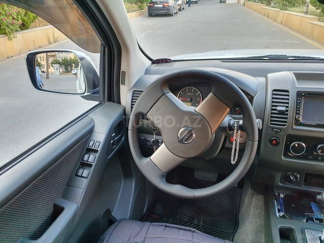 Nissan Navara 2014, 130,000 km - 2.5 л - Bakı