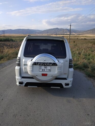 Mitsubishi Pajero 2007, 187,000 km - 3.0 л - İsmayıllı
