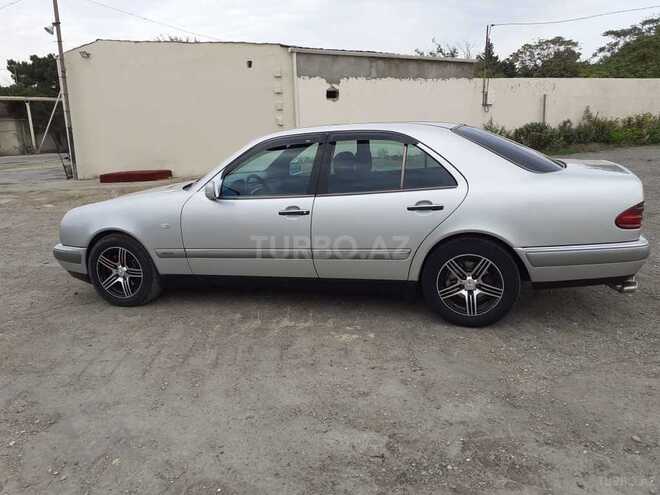 Mercedes E 240 1997, 314,000 km - 2.4 l - Bakı
