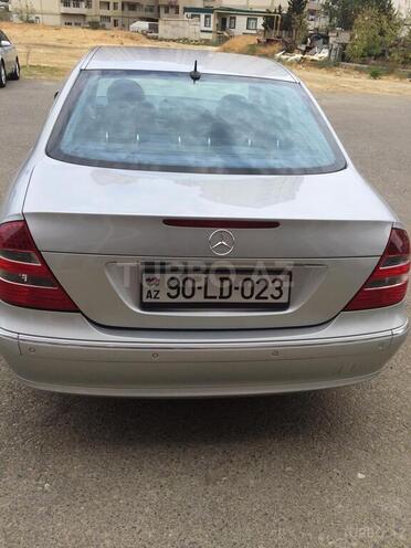 Mercedes E 320 2003, 208,000 km - 3.2 l - Bakı