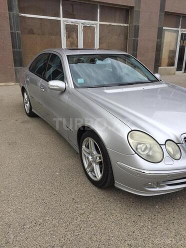 Mercedes E 320 2003, 208,000 km - 3.2 l - Bakı