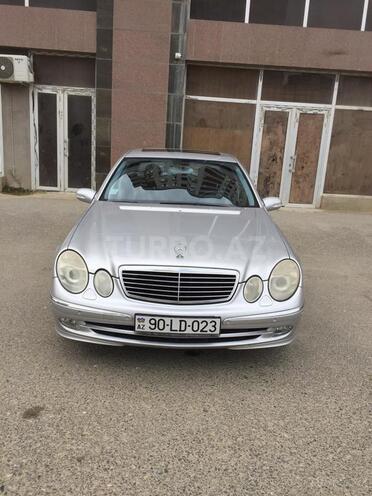 Mercedes E 320 2003, 208,000 km - 3.2 l - Bakı