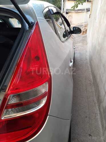 Hyundai i30 2009, 135,000 km - 2.0 l - Bakı