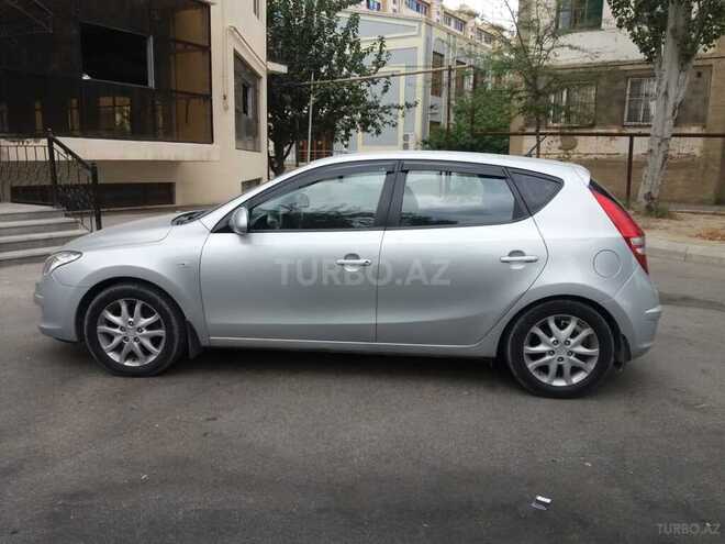 Hyundai i30 2009, 135,000 km - 2.0 l - Bakı