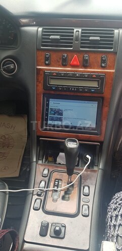 Mercedes E 240 2000, 250,000 km - 2.4 l - Bakı