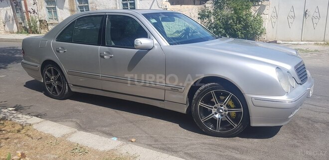 Mercedes E 240 2000, 250,000 km - 2.4 l - Bakı