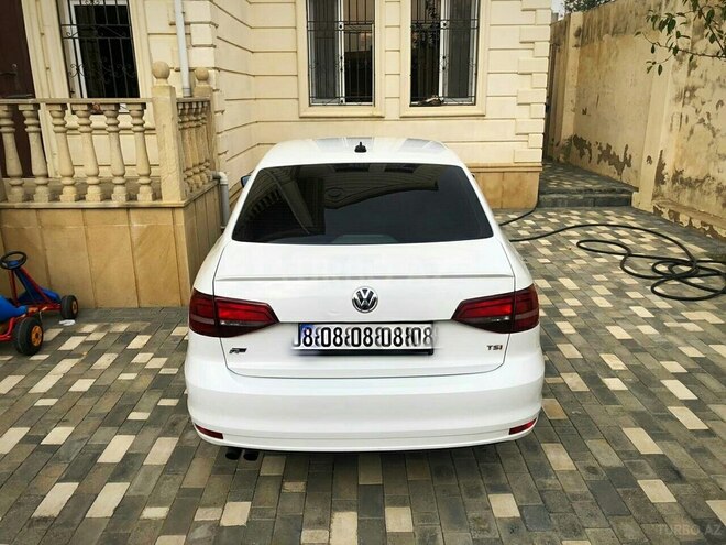 Volkswagen Jetta 2017, 35,000 km - 1.8 l - Bakı
