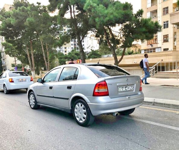 Opel Astra 1998, 283,000 km - 1.6 l - Bakı