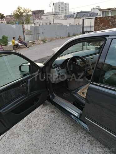 Mercedes E 230 1996, 213,677 km - 2.3 л - Bakı